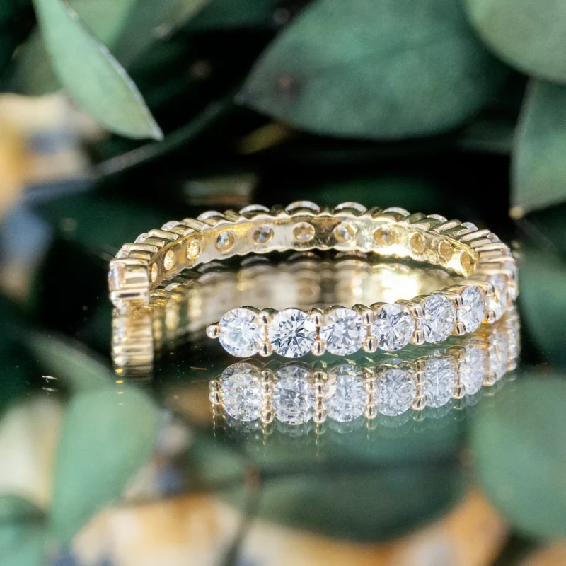 Open Shared Prong Wedding Ring 1