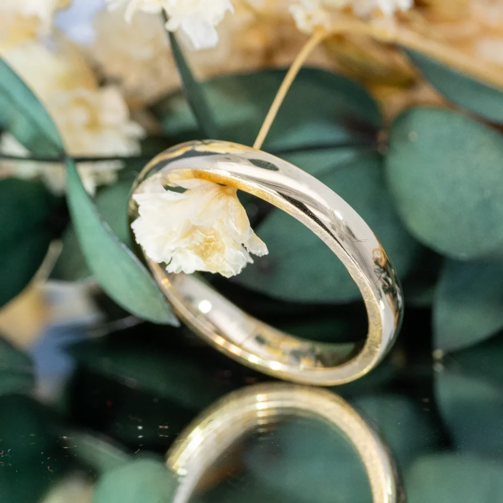 Timeless Solitaire Comfort 3mm Wedding Band 1