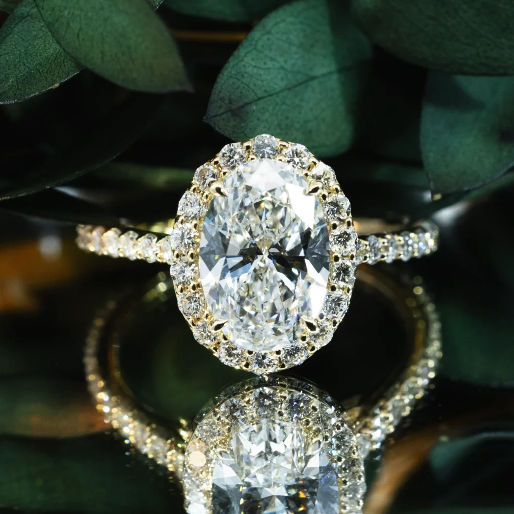 15 Classic Halo Oval Cut U Pavé Diamond Ring